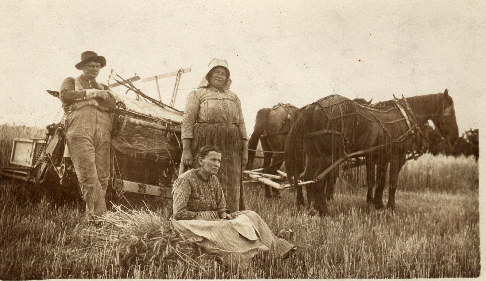 Katharina with Children Peter and Catherine in Iowa.