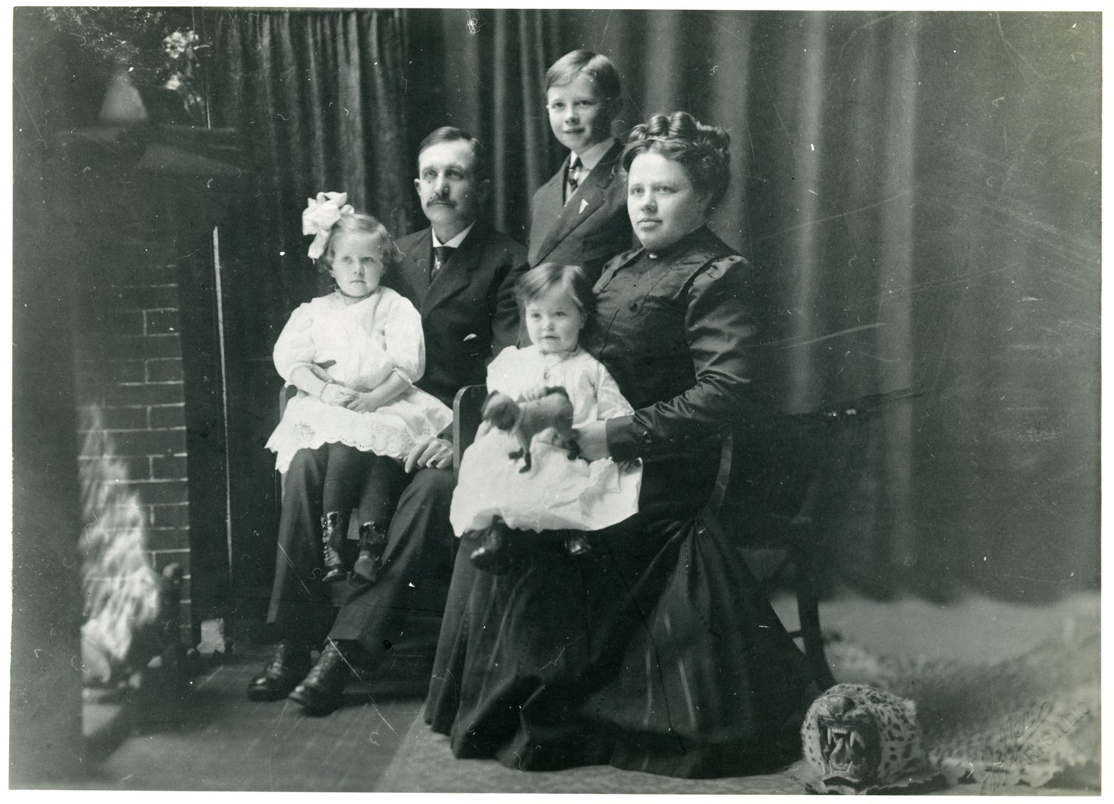 Augusta with George Josephine and Frances Lovelace.