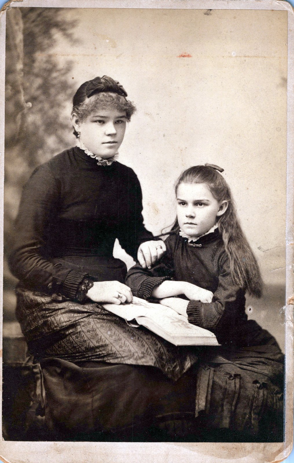 Anna and Agnes Rafferty.