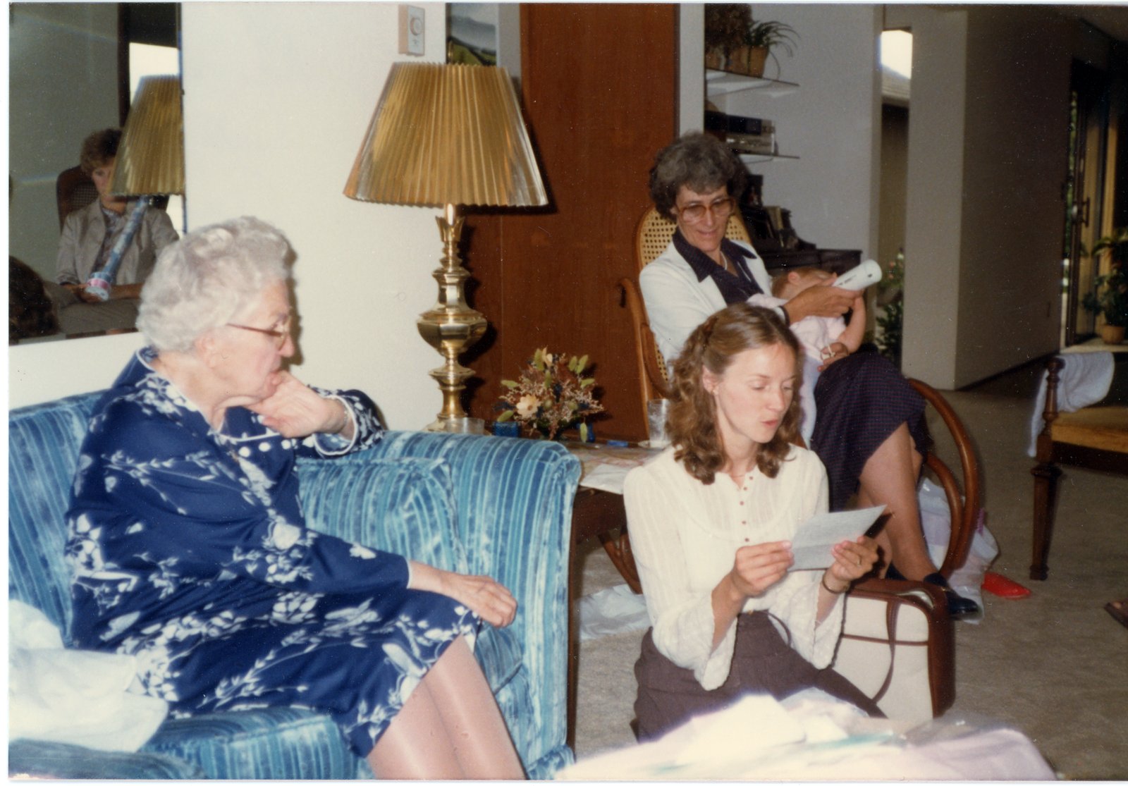 LTo RGladys Lobb Cathy Leineweber Mary Alice Leineweber Laura Leineweber.
